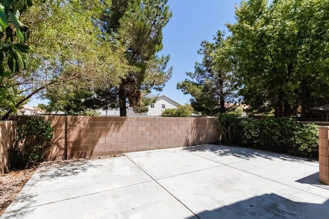 Building Photo - 5450 Mercantile St