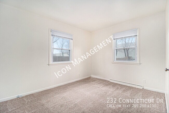Building Photo - 232 Connecticut Dr