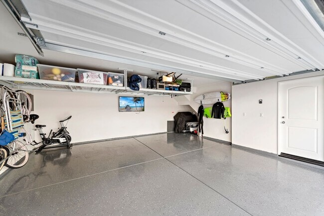 Building Photo - 2325 Verano Wy.