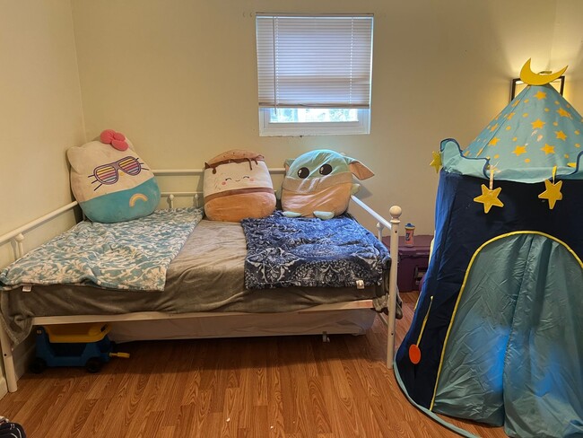 Building Photo - 603 Maxwell St