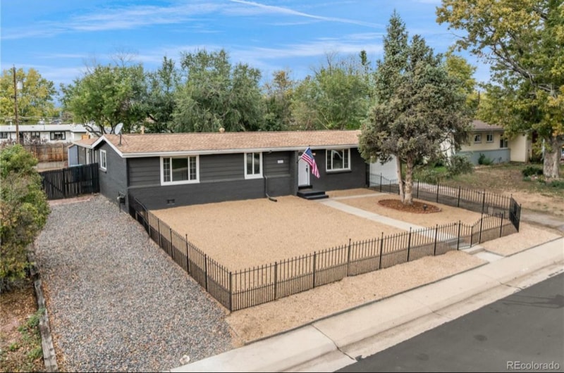 Building Photo - 7809 Greenleaf Ln