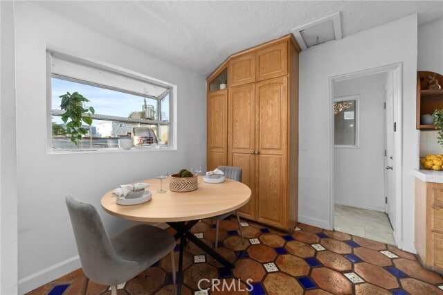 Building Photo - 1119 Princeton Dr