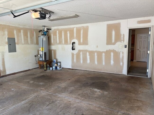 Building Photo - Spacious 3 bedrooms 2 ½ bath home in Rolli...