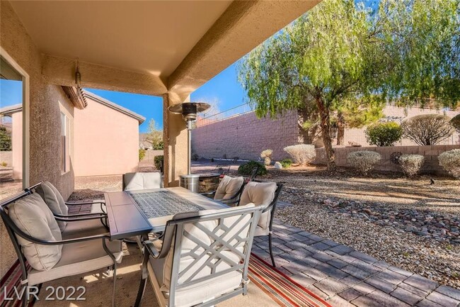 Building Photo - 2249 Canyonville Dr