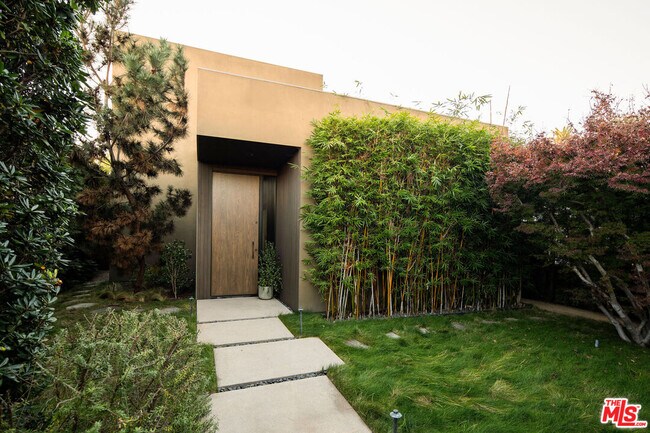 Building Photo - 2013 Louella Ave