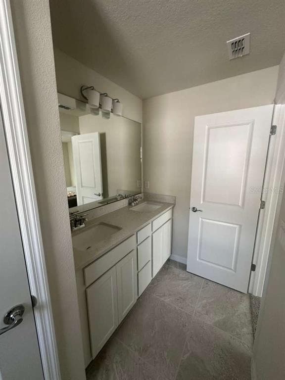 Building Photo - 6391 Breeze Filled Ln