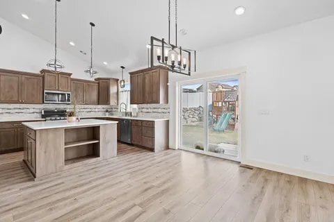Building Photo - 1270 Dolostone Dr