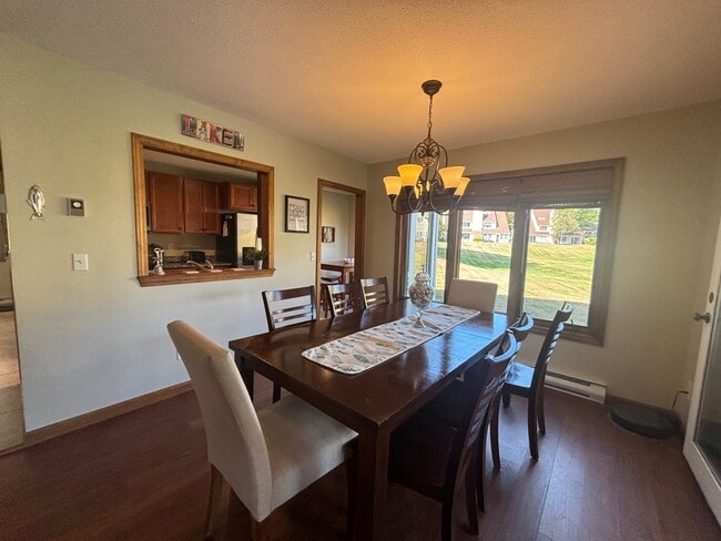 Building Photo - 14 Songbird Ln