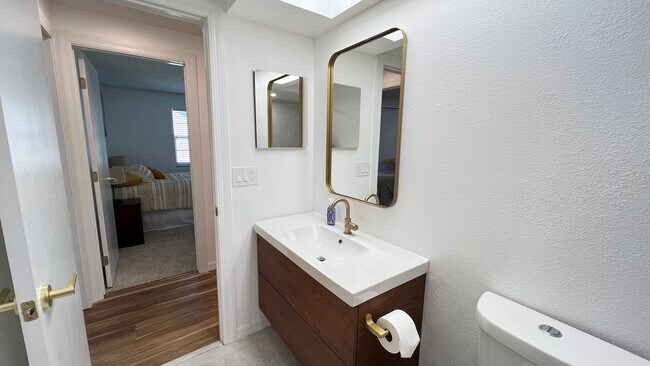 Building Photo - 2870 Rampart Cir