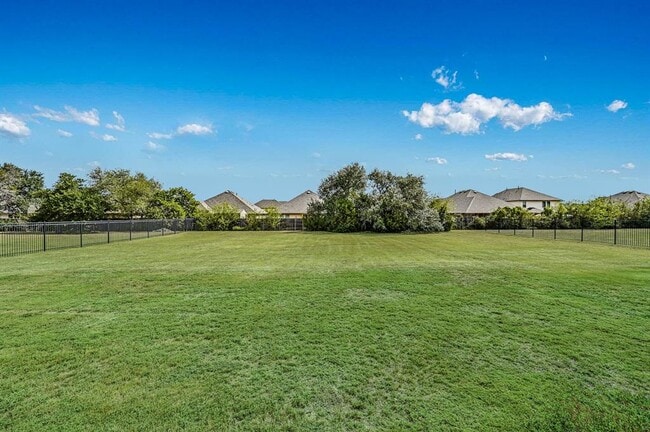 Building Photo - 227 Dally Ct