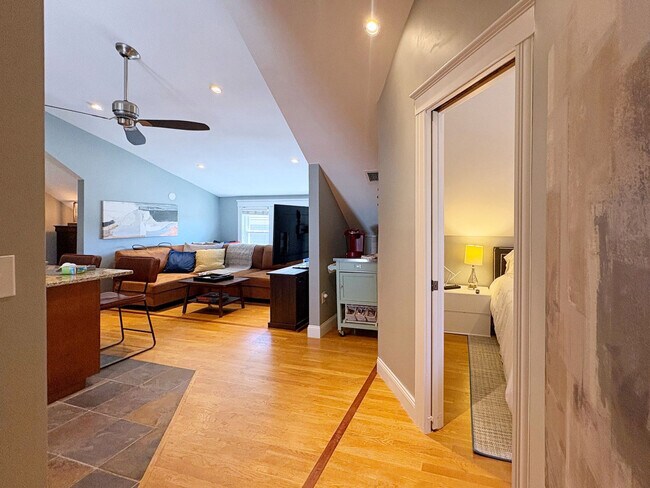 Building Photo - 247 Savin Hill Ave