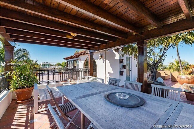 Building Photo - 181 Harbor Dr