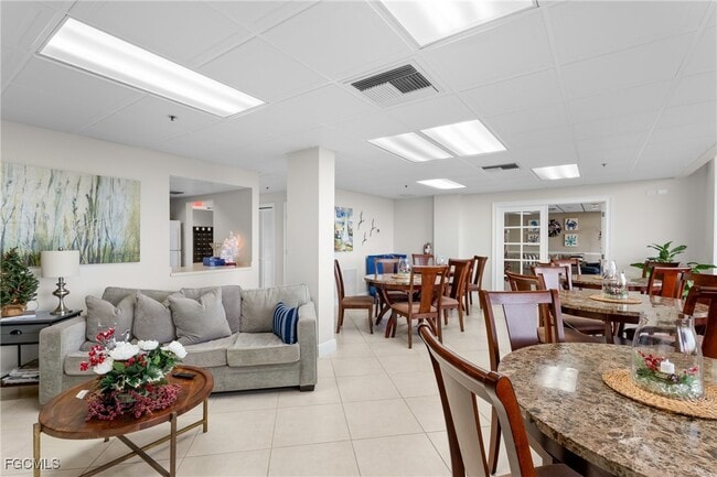 Building Photo - 17 Bluebill Ave