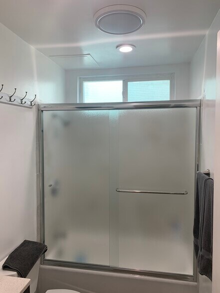 Building Photo - 2314 Pacific Ave