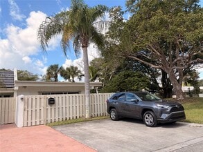 Building Photo - 8204 SW 82nd Pl