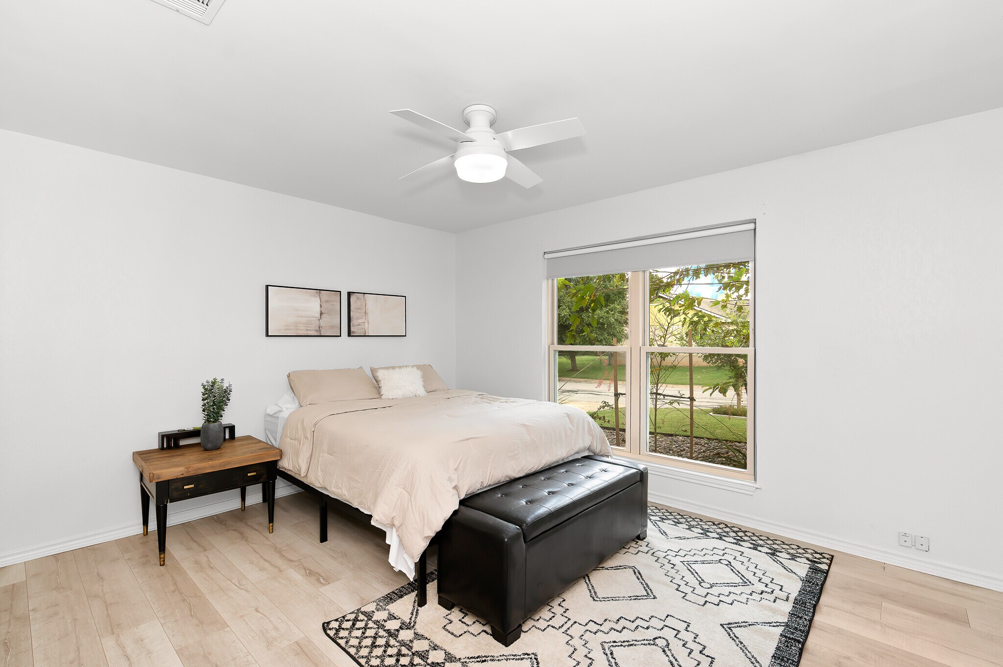 Building Photo - 2110 Spring Breeze Dr