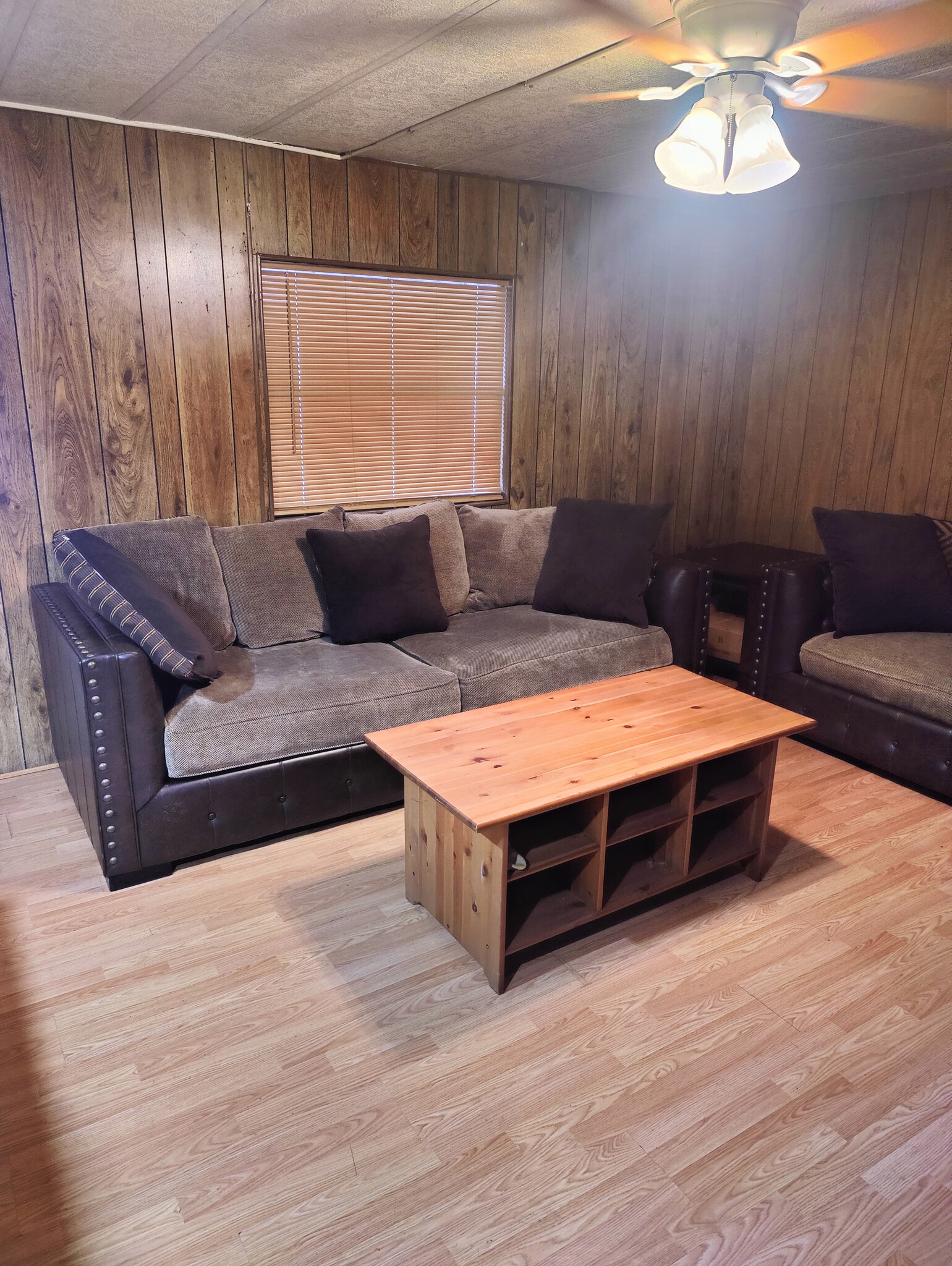 Building Photo - 102 Helms Cir