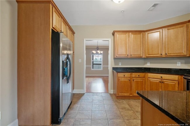 Building Photo - 1611 Bluffside Dr
