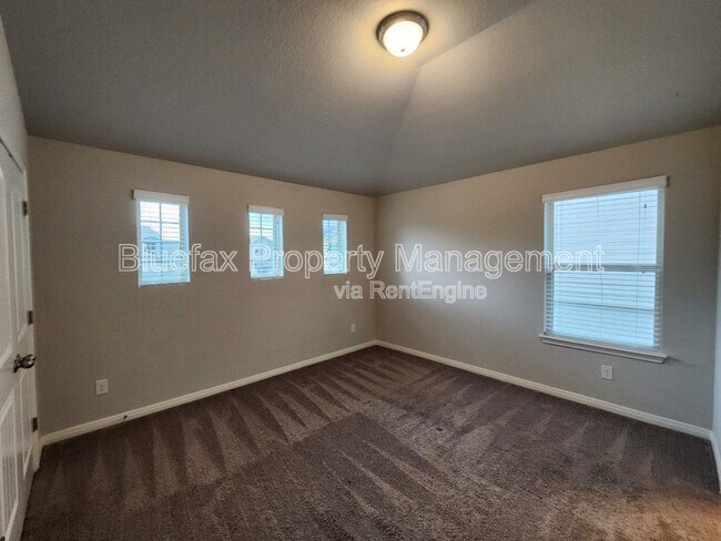 Building Photo - 13840 Tribeca
