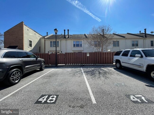 Building Photo - 2824 Elliott St