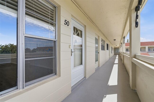 Building Photo - 2434 Australia Way E