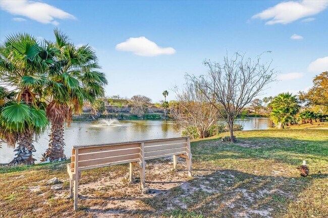 Building Photo - 6118 Hidden Cove