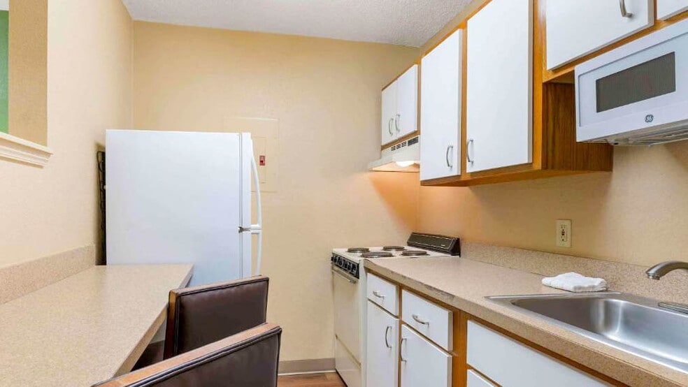 Building Photo - 2030 Craig Rd