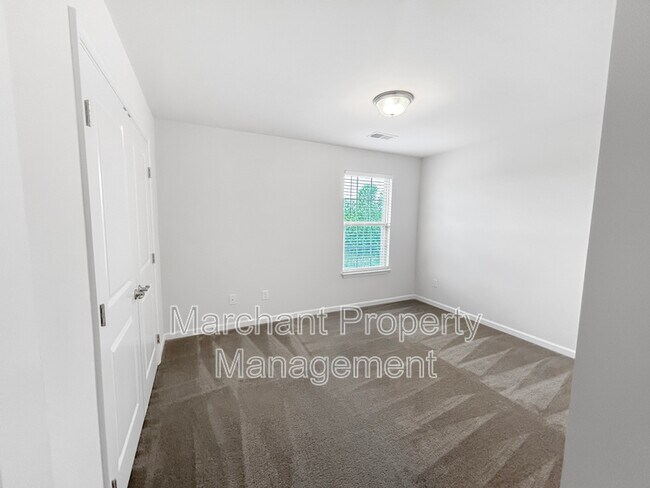 Building Photo - 47 Granite Ln