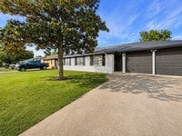 Building Photo - 12318 Braewick Dr