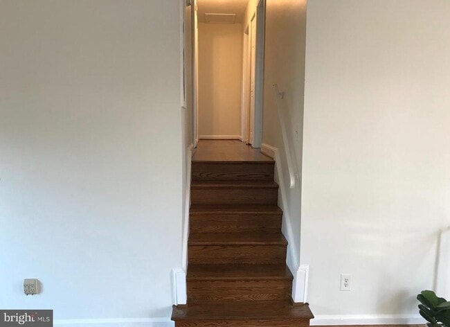 Building Photo - 4917 McCall St