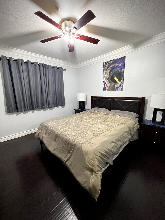 Building Photo - Meridian Furnished 1 Bd | 1 Ba Luxury Condo