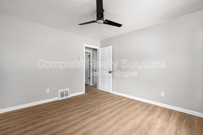 Building Photo - 6232 Witsell Ave