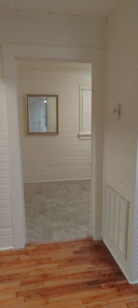 Building Photo - 422 Manning Ave