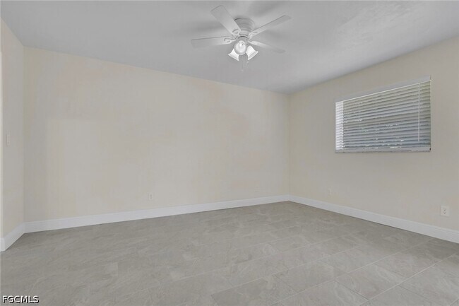 Building Photo - 1626 Orchid Blvd