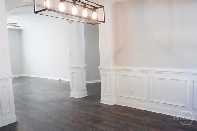 Building Photo - 103 Spoonbill Cir