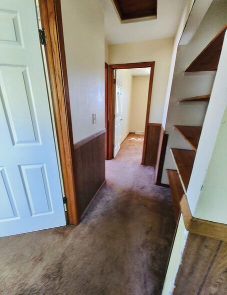 Building Photo - 8622 Westbrook Dr
