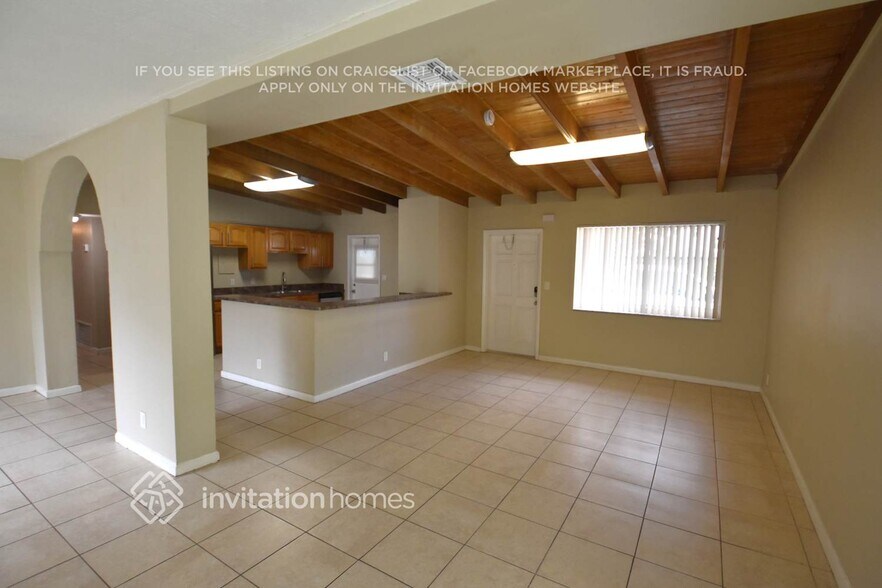 Building Photo - 3137 SW 15th Ct