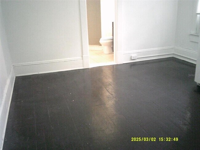 Building Photo - 730 4th Ave N