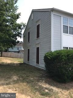 Building Photo - 4674 Grosbeak Pl
