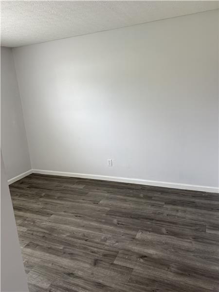 Building Photo - 1930 Independence Rd