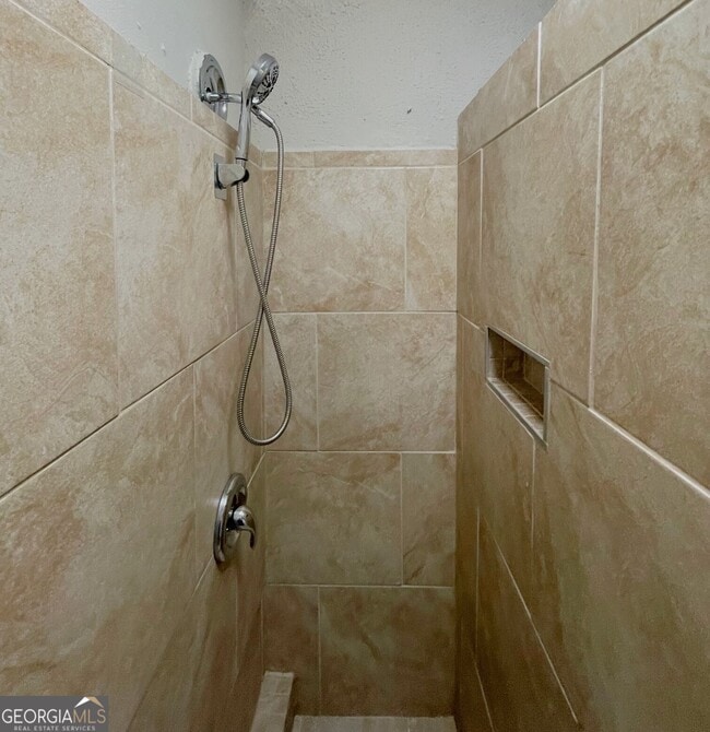 Building Photo - 8020 Colquitt St