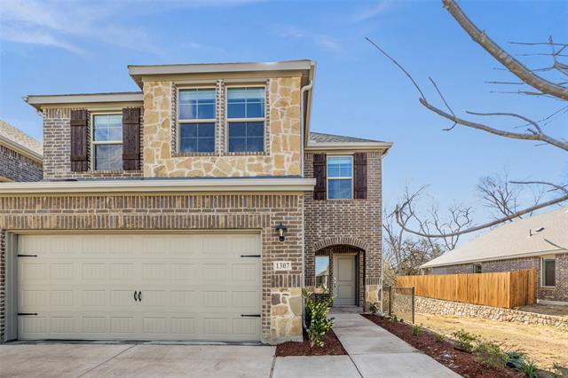 Building Photo - 1307 Rusted Rail Dr