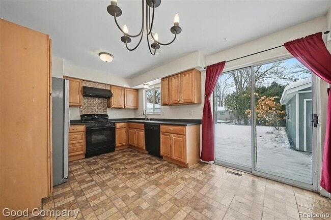 Building Photo - 2829 Wall St