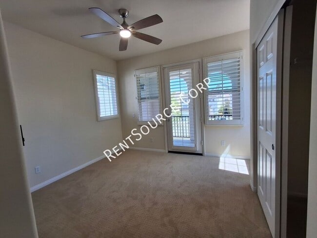 Building Photo - 24310 Las Palmas St