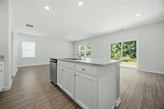 Building Photo - 111 Horned Owl Ave