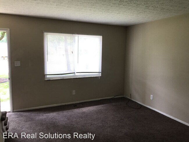 Building Photo - 2289 Courtright Rd
