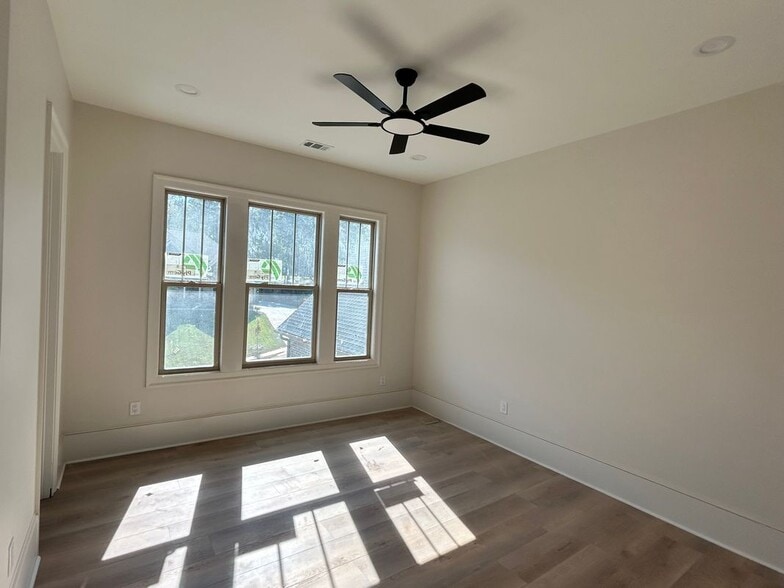 Building Photo - 4079 Sardis Church Rd