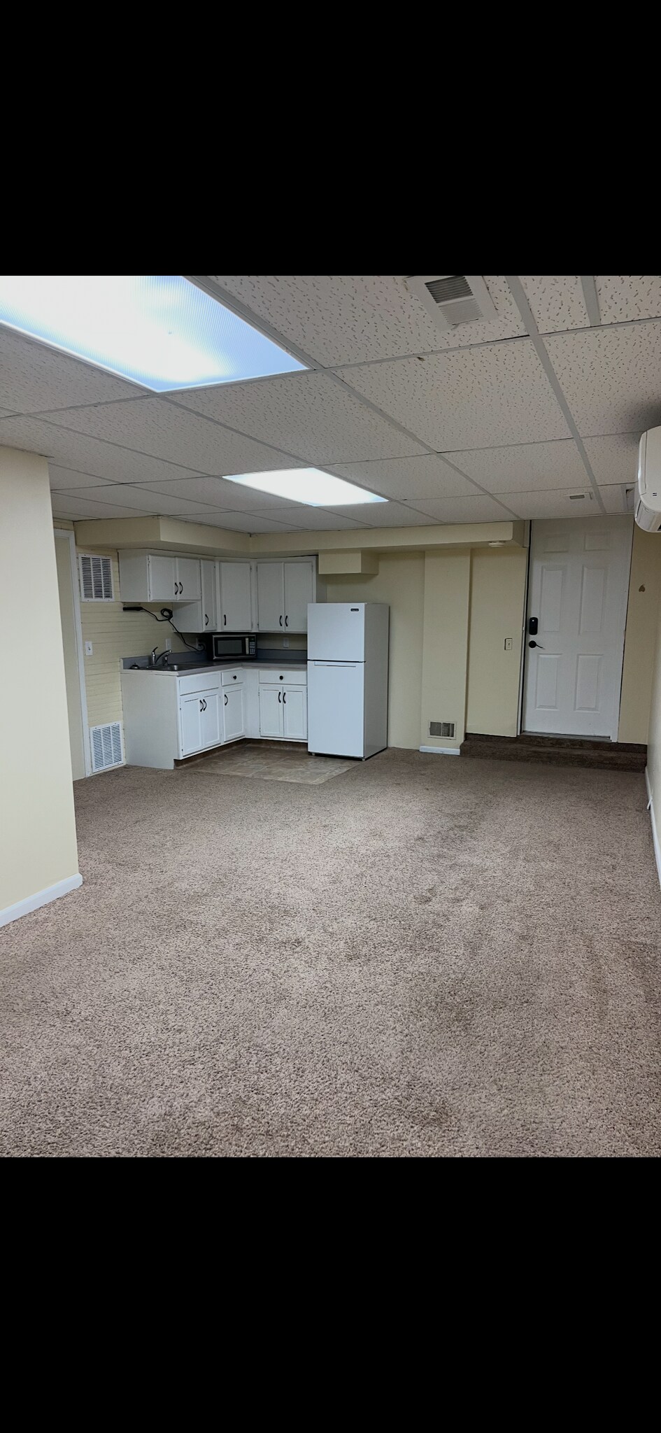 Building Photo - 111 S 38th St