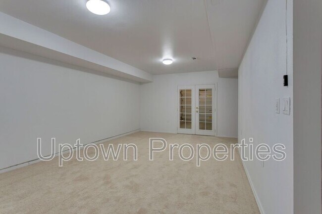 Building Photo - 3706 SW Troy St