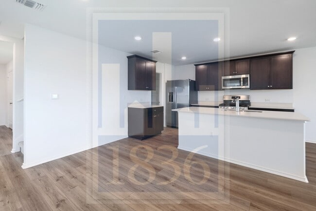 Building Photo - 7212 Sparkling Light Dr